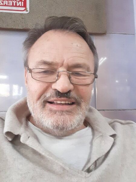 Incerc sa gasesc o partenera de viata,